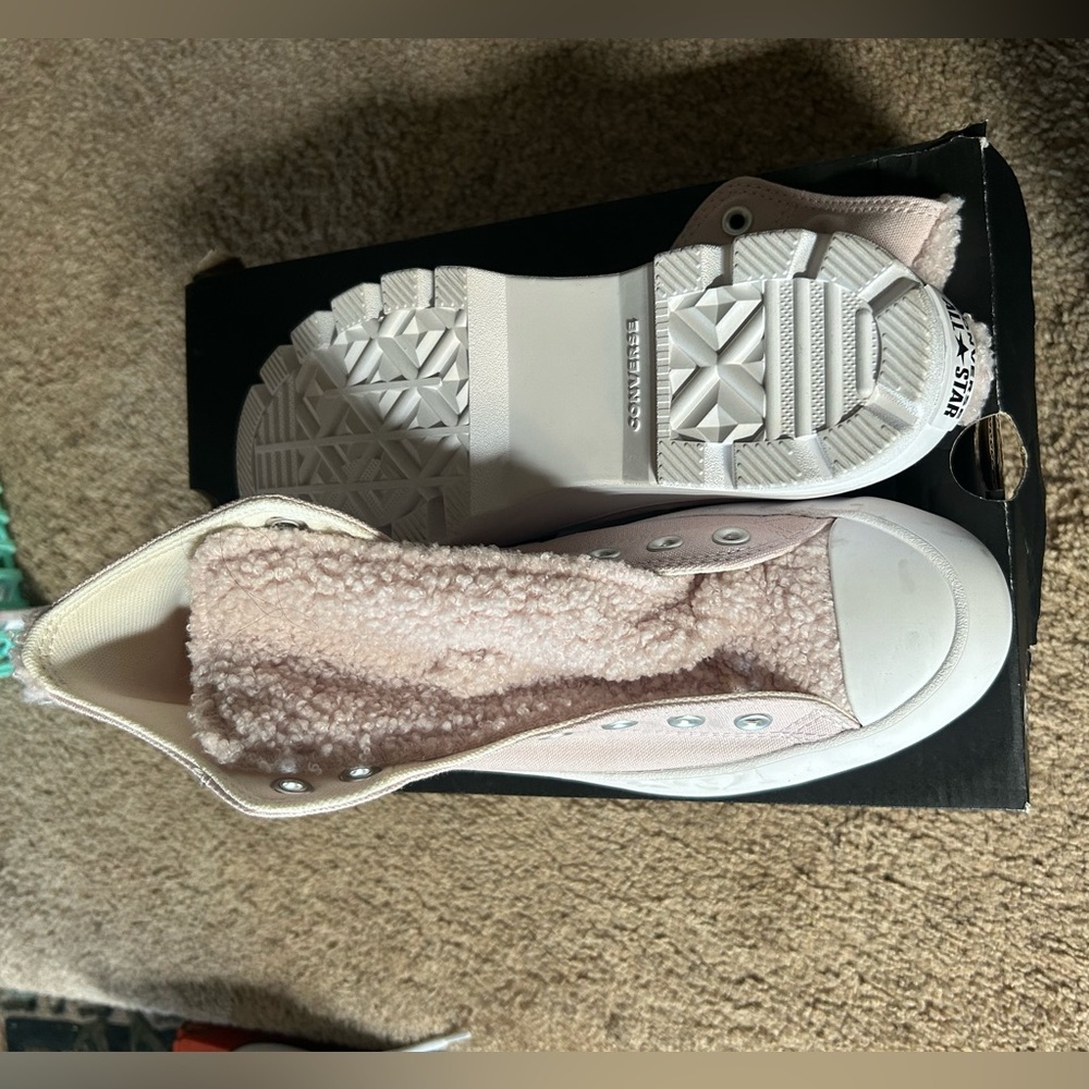 Light pink chuck Taylor high tops